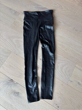 SPANX Black High-Waist Shaping Leggings